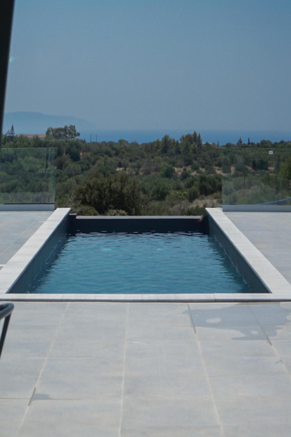Villa Mentoros Karavádhos