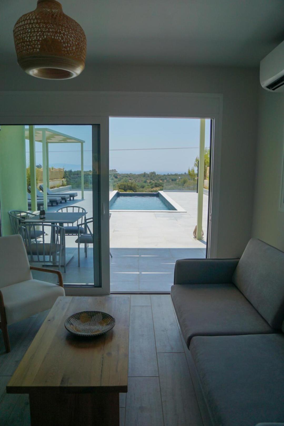 Villa Mentoros Karavádhos
