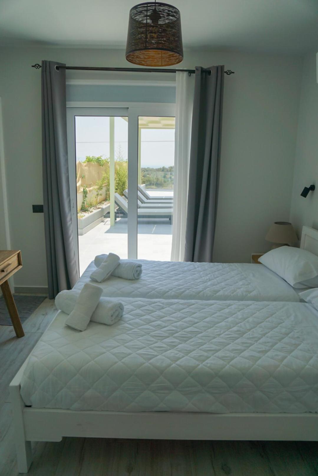 Mentoros Villa